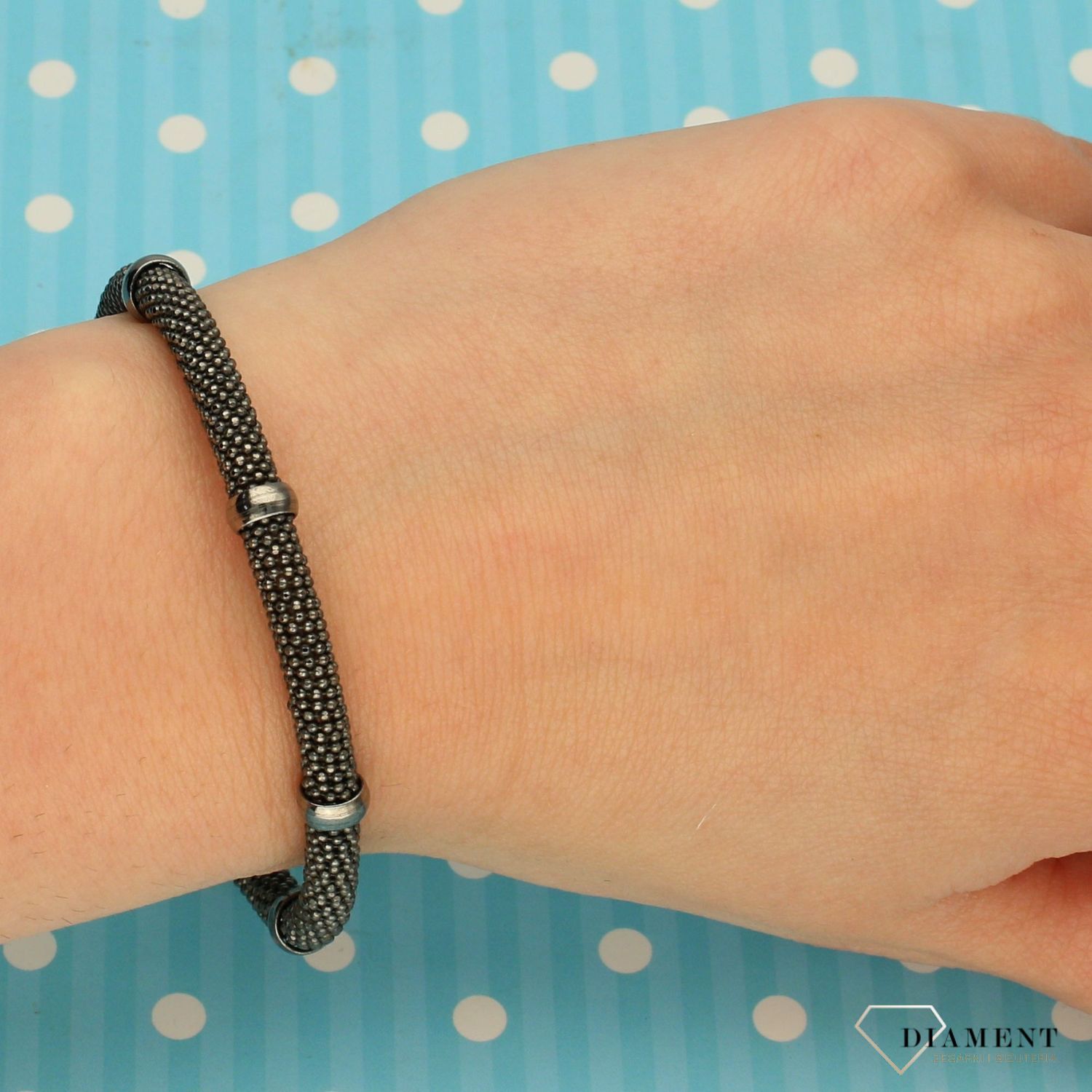 Srebrna bransoletka Fope z kuleczkami Z1231 (1).jpg